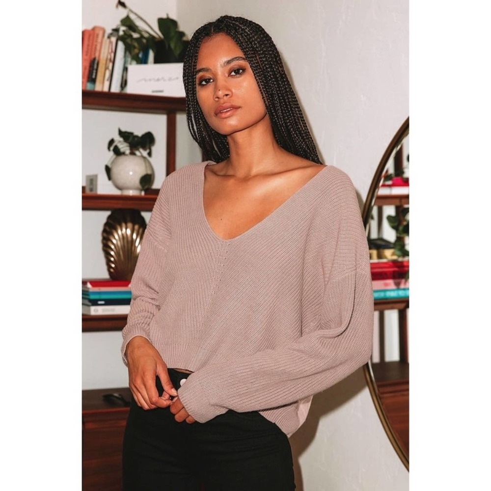 Lulu's Feel it Still Taupe Knit Sweater Pullover V-neck Drop Shoulder XS NWT